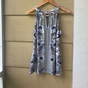 White House Black Market Top